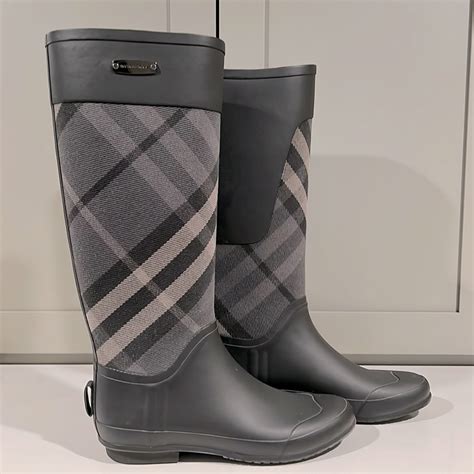 burberry clemence rain boot women